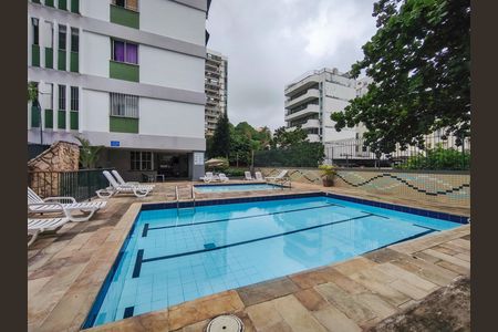 Apartamento à venda com 67m², 2 quartos e 1 vaga Apartamento à venda com 67m², 2 quartos e 1 vagaÁrea comum - Piscina