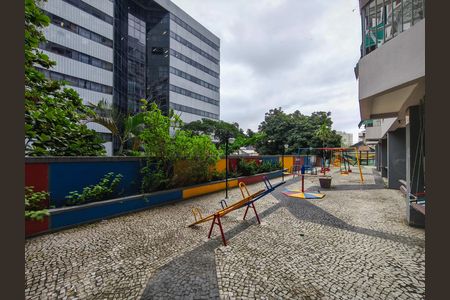 Apartamento à venda com 67m², 2 quartos e 1 vaga Apartamento à venda com 67m², 2 quartos e 1 vagaÁrea comum - Playground