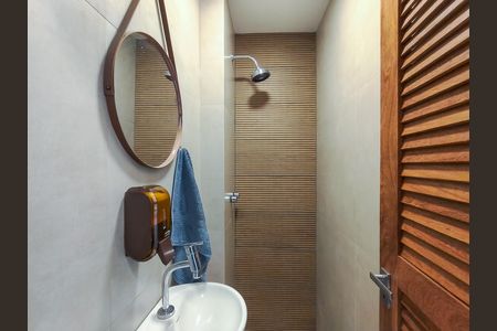 Apartamento à venda com 67m², 2 quartos e 1 vaga Apartamento à venda com 67m², 2 quartos e 1 vagaBanheiro de serviço