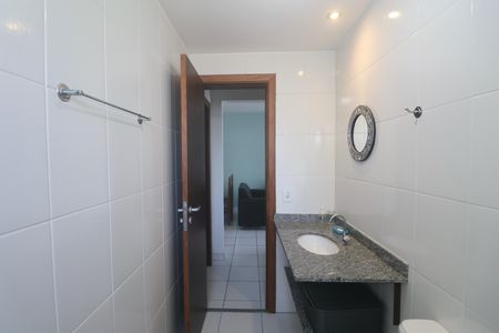 Apartamento para alugar com 72m², 2 quartos e 1 vaga Apartamento para alugar com 72m², 2 quartos e 1 vagaBanheiro Social