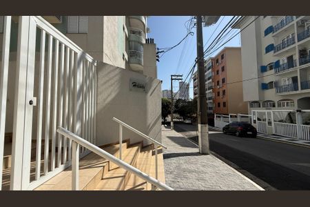 Apartamento para alugar com 72m², 2 quartos e 1 vaga Apartamento para alugar com 72m², 2 quartos e 1 vagaFachada