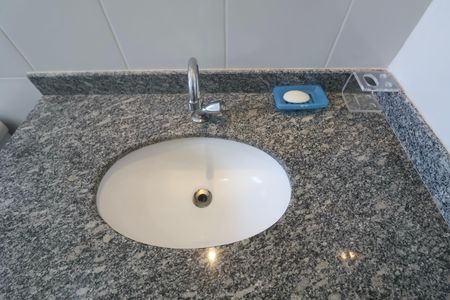Apartamento para alugar com 72m², 2 quartos e 1 vaga Apartamento para alugar com 72m², 2 quartos e 1 vagaBanheiro Suíte