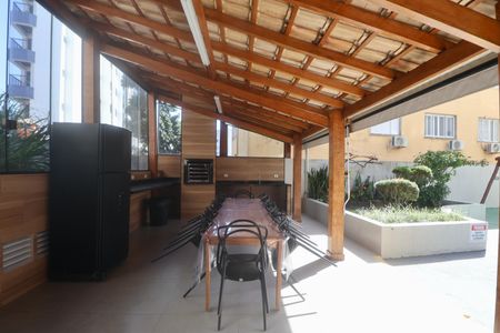 Apartamento para alugar com 72m², 2 quartos e 1 vaga Apartamento para alugar com 72m², 2 quartos e 1 vagaÁrea comum - Churrasqueira