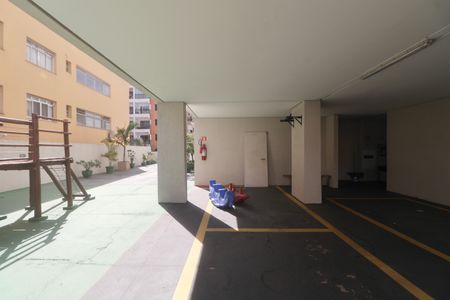 Apartamento para alugar com 72m², 2 quartos e 1 vaga Apartamento para alugar com 72m², 2 quartos e 1 vagaGaragem