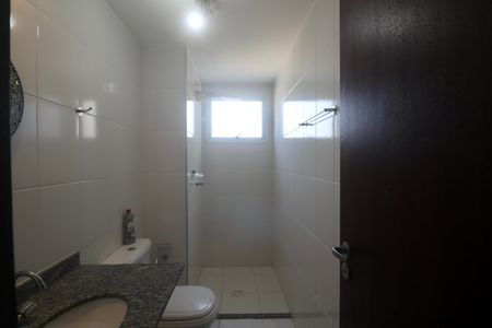 Apartamento para alugar com 72m², 2 quartos e 1 vaga Apartamento para alugar com 72m², 2 quartos e 1 vagaBanheiro Social