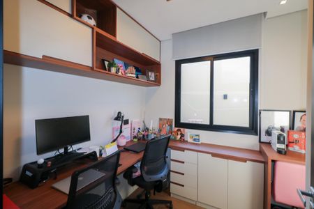 Casa para alugar com 192m², 3 quartos e 2 vagasEscritório