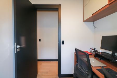 Casa para alugar com 192m², 3 quartos e 2 vagasEscritório