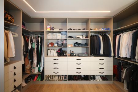 Casa para alugar com 192m², 3 quartos e 2 vagasCloset da Suíte 3