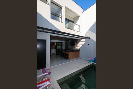 Casa para alugar com 192m², 3 quartos e 2 vagasPiscina