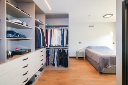 Casa para alugar com 192m², 3 quartos e 2 vagasCloset da Suíte 3
