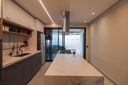 Casa para alugar com 192m², 3 quartos e 2 vagasCozinha