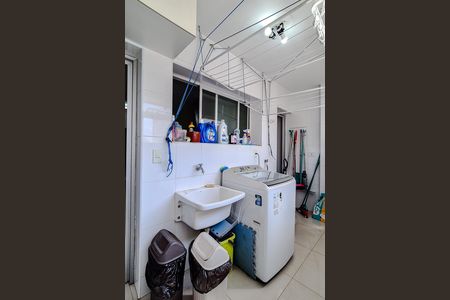Apartamento à venda com 127m², 3 quartos e 3 vagas Apartamento à venda com 127m², 3 quartos e 3 vagasÁrea de Serviço