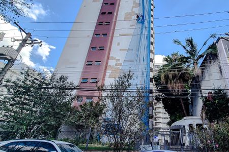 Apartamento à venda com 127m², 3 quartos e 3 vagas Apartamento à venda com 127m², 3 quartos e 3 vagasFachada - Plaquinha