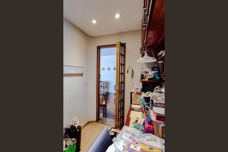 Apartamento à venda com 127m², 3 quartos e 3 vagas Apartamento à venda com 127m², 3 quartos e 3 vagasEscritório