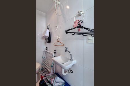 Apartamento à venda com 127m², 3 quartos e 3 vagas Apartamento à venda com 127m², 3 quartos e 3 vagasBanheiro de serviço