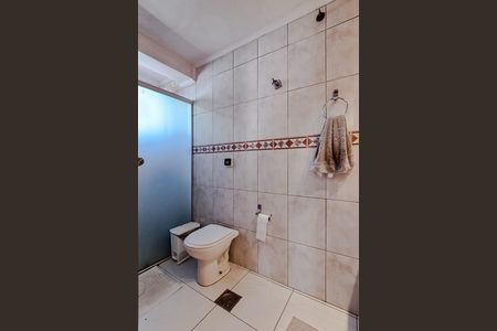 Apartamento à venda com 127m², 3 quartos e 3 vagas Apartamento à venda com 127m², 3 quartos e 3 vagasBanheiro da Suíte