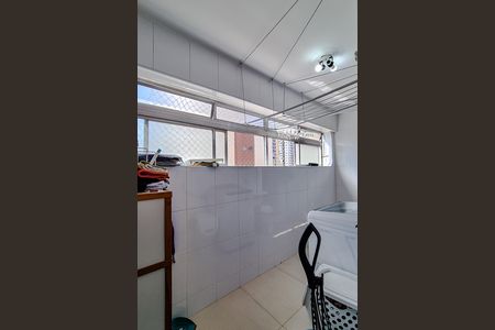 Apartamento à venda com 127m², 3 quartos e 3 vagas Apartamento à venda com 127m², 3 quartos e 3 vagasÁrea de Serviço
