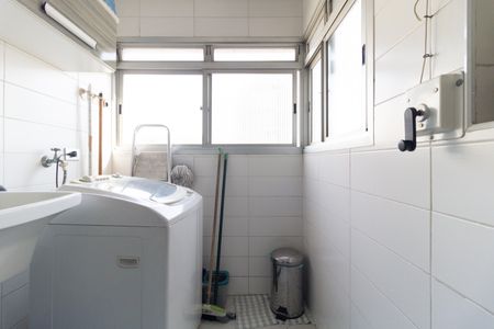 Apartamento à venda com 60m², 2 quartos e 1 vagaLavanderia