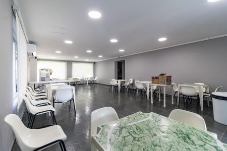 Apartamento à venda com 60m², 2 quartos e 1 vagaSalão de Festas 2