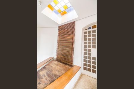Casa de condomínio para alugar com 450m², 2 quartos e 5 vagasDetalhe