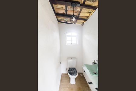 Casa de condomínio para alugar com 450m², 2 quartos e 5 vagasBanheiro