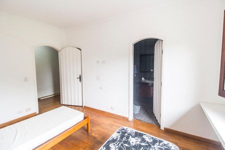 Casa de condomínio para alugar com 450m², 2 quartos e 5 vagasSuíte 3