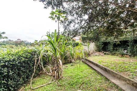 Casa de condomínio para alugar com 450m², 2 quartos e 5 vagasQuintal