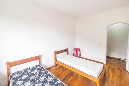 Casa de condomínio para alugar com 450m², 2 quartos e 5 vagasSuíte 3