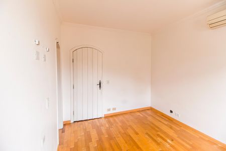 Casa de condomínio para alugar com 450m², 2 quartos e 5 vagasSuíte 2