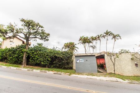 Casa de condomínio para alugar com 450m², 2 quartos e 5 vagasVista da Rua