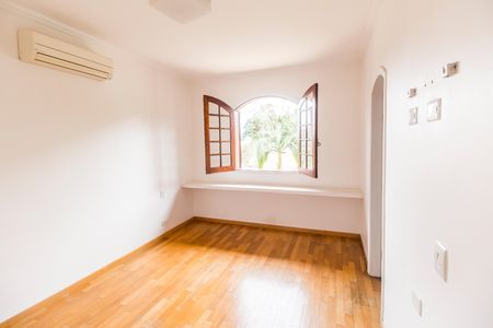 Casa de condomínio para alugar com 450m², 2 quartos e 5 vagasSuíte 2