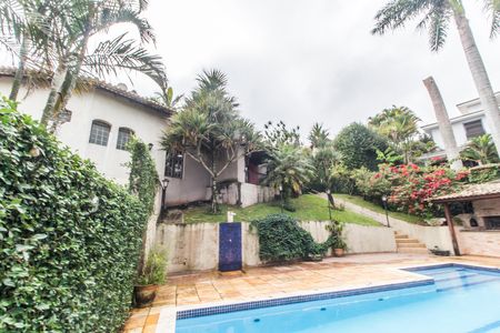 Casa de condomínio para alugar com 450m², 2 quartos e 5 vagasPiscina