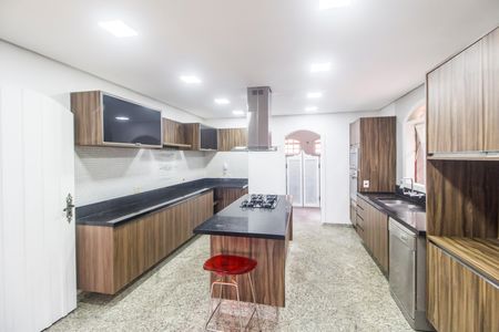 Casa de condomínio para alugar com 450m², 2 quartos e 5 vagasCozinha