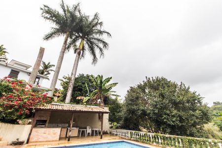 Casa de condomínio para alugar com 450m², 2 quartos e 5 vagasFachada