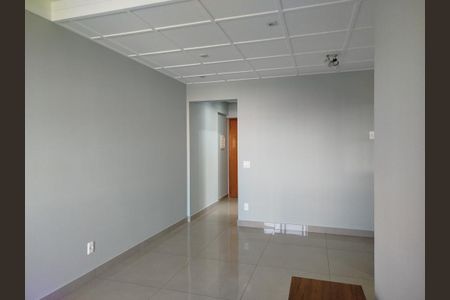 Apartamento para alugar com 66m², 2 quartos e 2 vagasSala