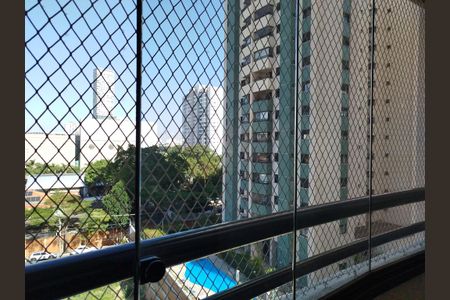 Apartamento para alugar com 66m², 2 quartos e 2 vagasVaranda