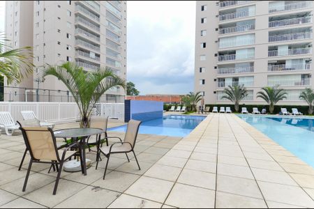 Apartamento para alugar com 110m², 3 quartos e 2 vagasÁrea comum - Piscina