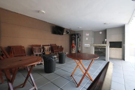 Apartamento à venda com 60m², 2 quartos e 1 vagaÁrea comum - Churrasqueira