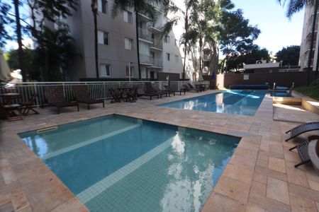 Apartamento à venda com 60m², 2 quartos e 1 vagaÁrea comum - Piscina