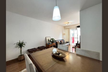 Apartamento à venda com 68m², 2 quartos e 1 vagaSala