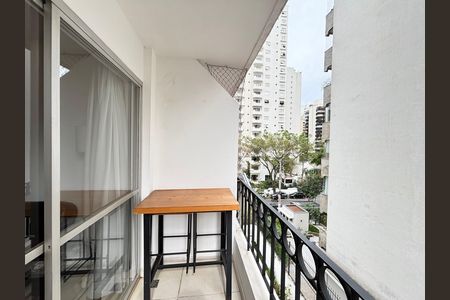 Apartamento à venda com 68m², 2 quartos e 1 vagaVaranda