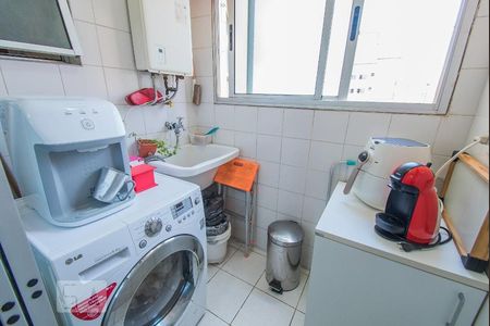 Apartamento à venda com 63m², 3 quartos e 2 vagas Apartamento à venda com 63m², 3 quartos e 2 vagasÁrea de Serviço