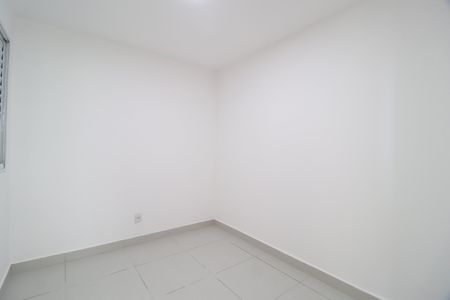 Quarto 1 de apartamento para alugar com 2 quartos, 58m² em Dona Zulmira, Uberlândia