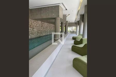 Studio para alugar com 29m², 1 quarto e 1 vaga Studio para alugar com 29m², 1 quarto e 1 vagaÁrea comum - Piscina