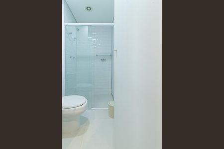 Studio para alugar com 29m², 1 quarto e 1 vaga Studio para alugar com 29m², 1 quarto e 1 vagaBanheiro