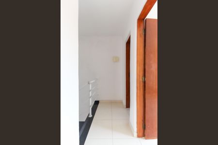 Casa de condomínio para alugar com 90m², 2 quartos e 1 vagaCorredor