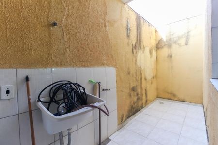 Casa de condomínio para alugar com 90m², 2 quartos e 1 vagaÁrea de Serviço