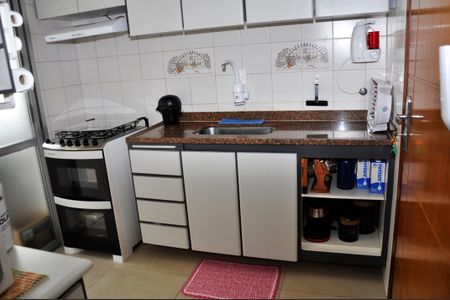Apartamento à venda com 86m², 3 quartos e 1 vaga Apartamento à venda com 86m², 3 quartos e 1 vagaDetalhe - Cozinha