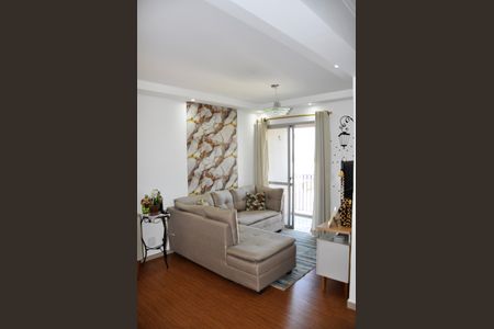 Apartamento à venda com 86m², 3 quartos e 1 vaga Apartamento à venda com 86m², 3 quartos e 1 vagaDetalhe - Sala e Sala de Jantar com Varanda