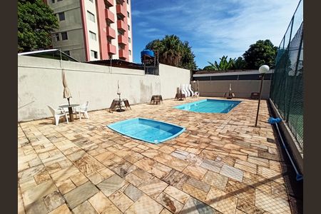 Apartamento à venda com 86m², 3 quartos e 1 vaga Apartamento à venda com 86m², 3 quartos e 1 vagaPiscina